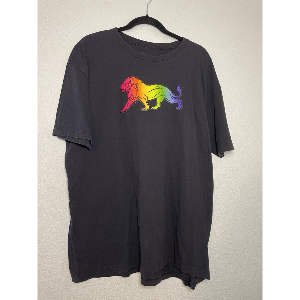 MGM Vegas Men's 2XL Tee Rainbow Lion